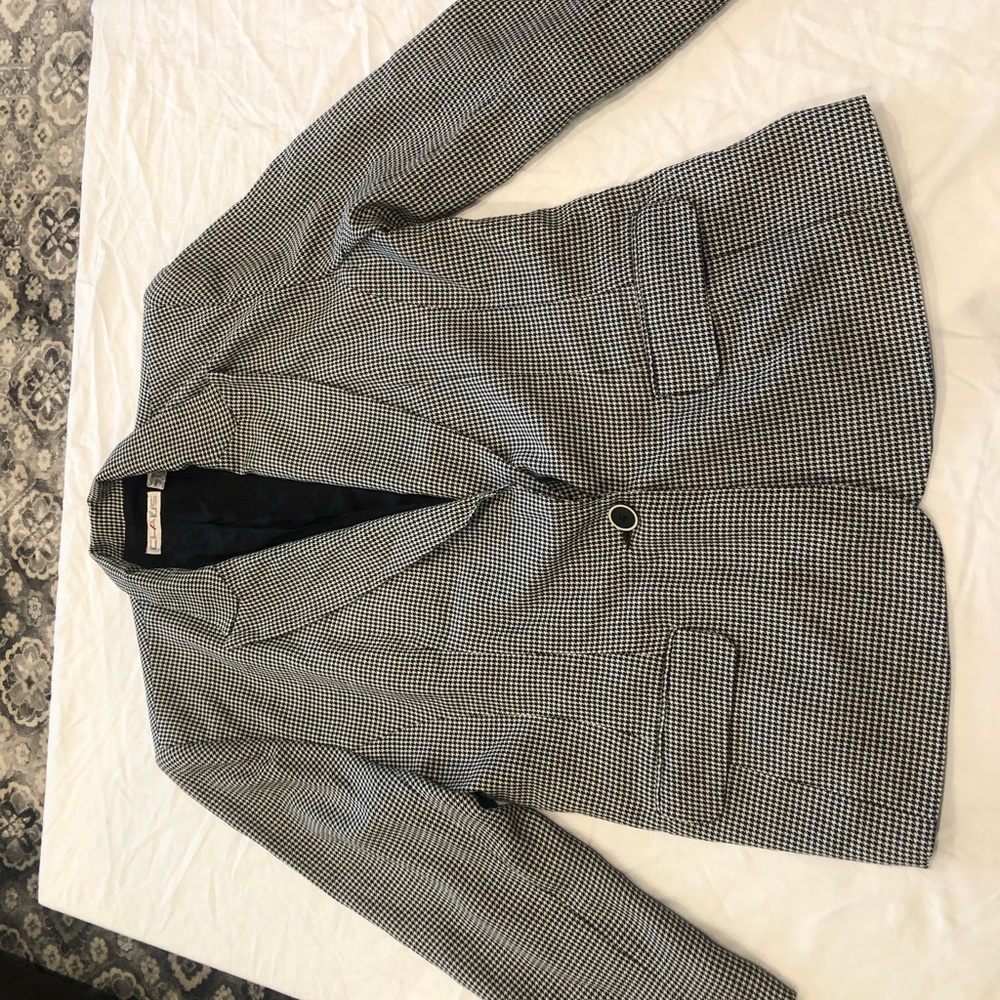 About 69 pieces women skirt, vest, dress, pants and shirts. Brand name $200